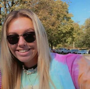 Lindsey Bouska, Accident 24, Dies following fatal Kane County vehicle crash